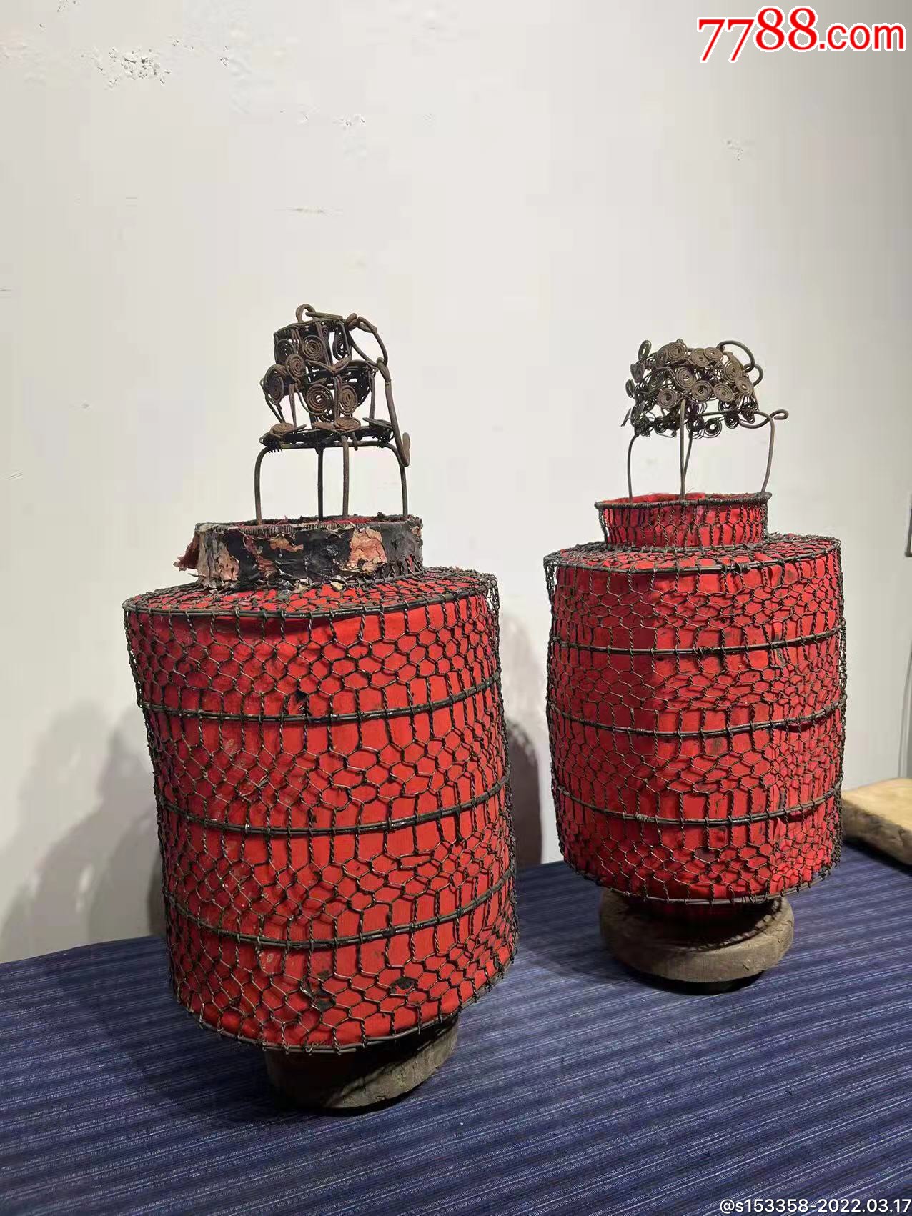 清代铁制灯笼一对