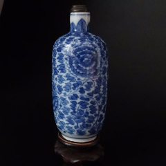 清代中期釉里红人物山水鼻烟壶-鼻烟壶-7788旧书网 清代中期釉里红人物山水鼻烟壶-鼻烟壶-7788旧书网
