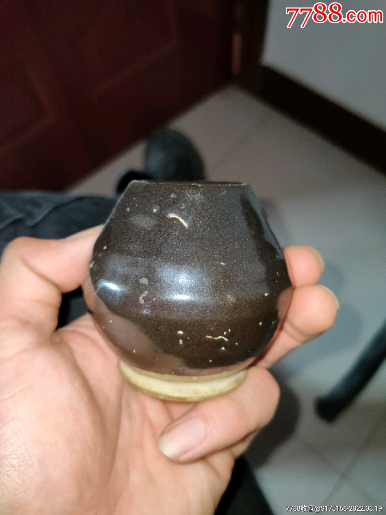 清老窑瓷鸡心罐