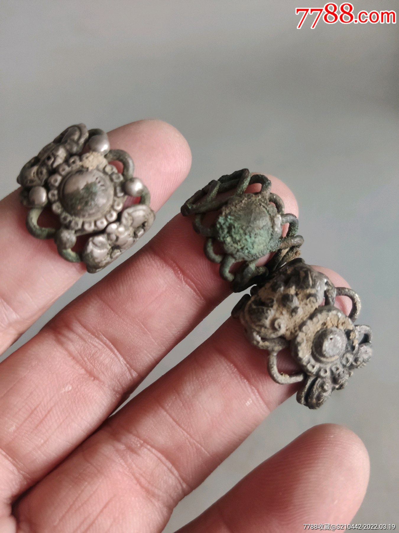 四连环戒指三个