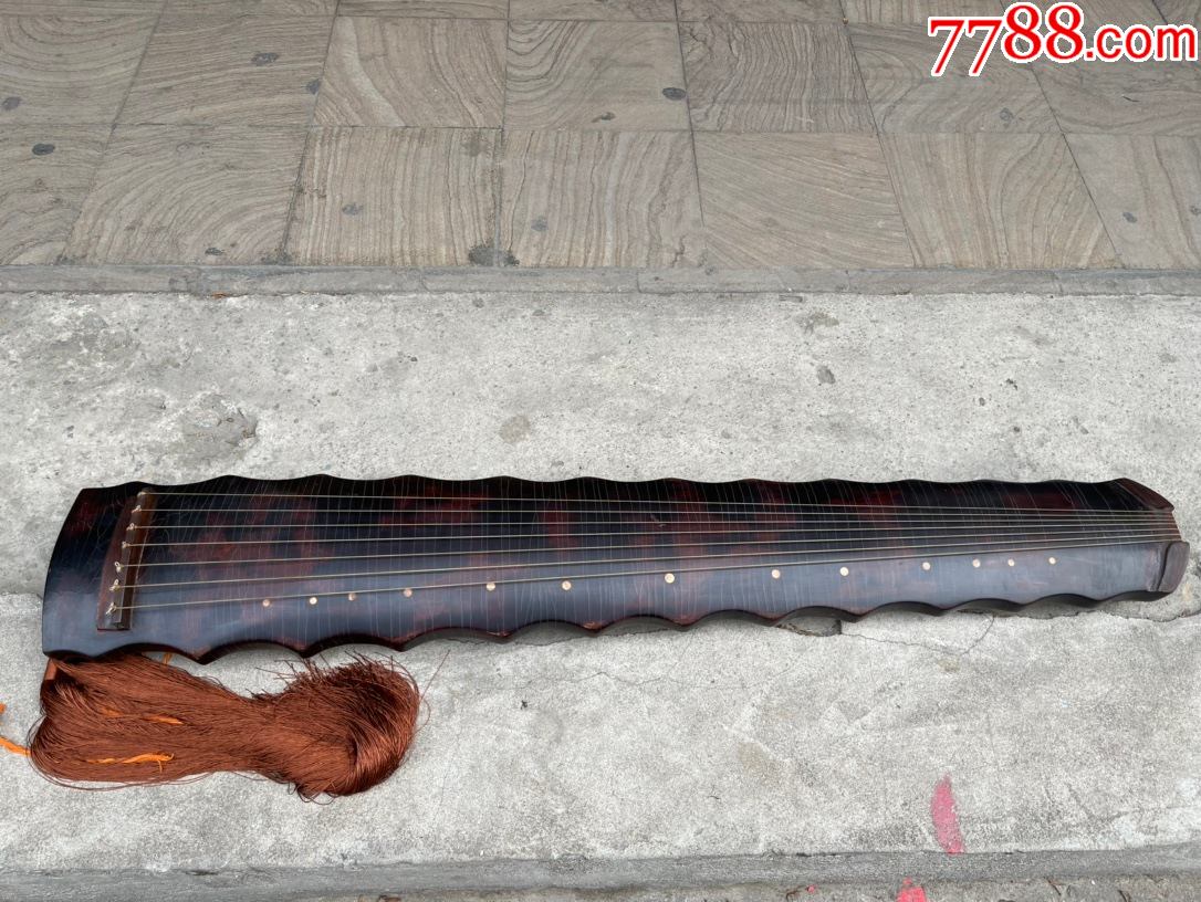 蕉叶式8226百年老衫木菠萝漆古琴