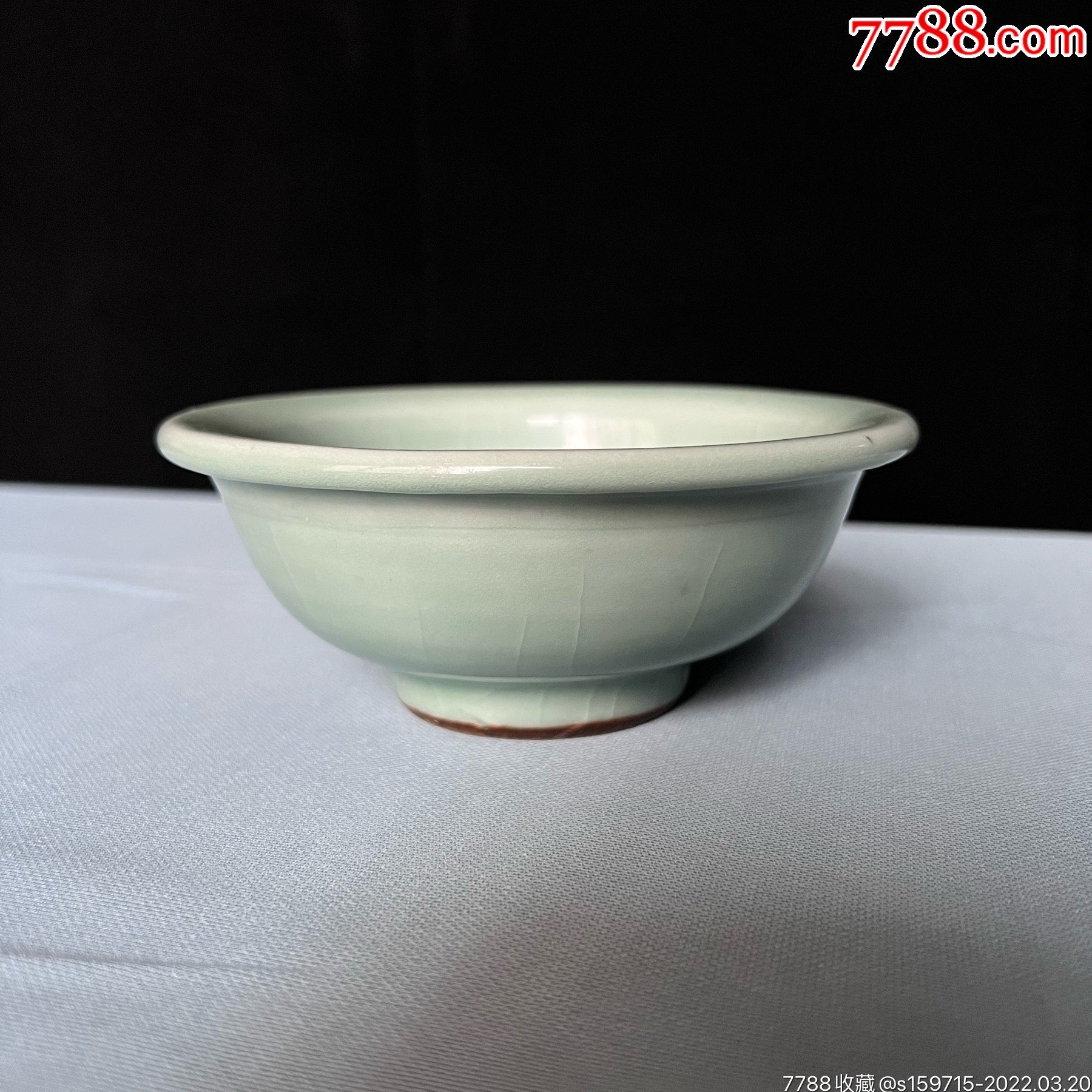 明代龙泉豆青釉壶承_青瓷/秘色瓷_作品欣赏_收藏价值_7788版画原作