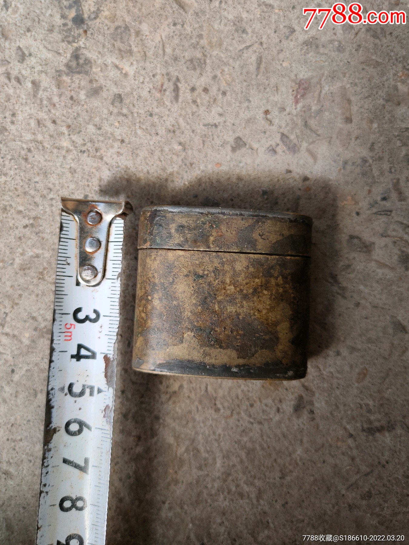 清代老铜烟膏盒