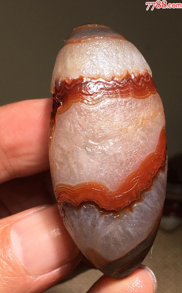 4876戈壁玛瑙奇石螺纹勒子把件