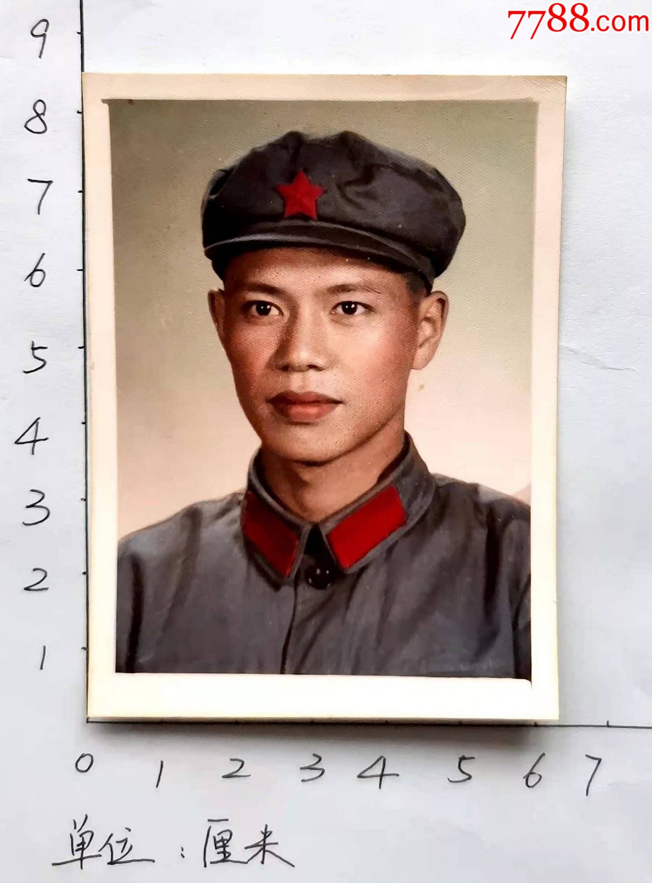 1965年解放军照片,手工上彩,清晰度高,背面写有65