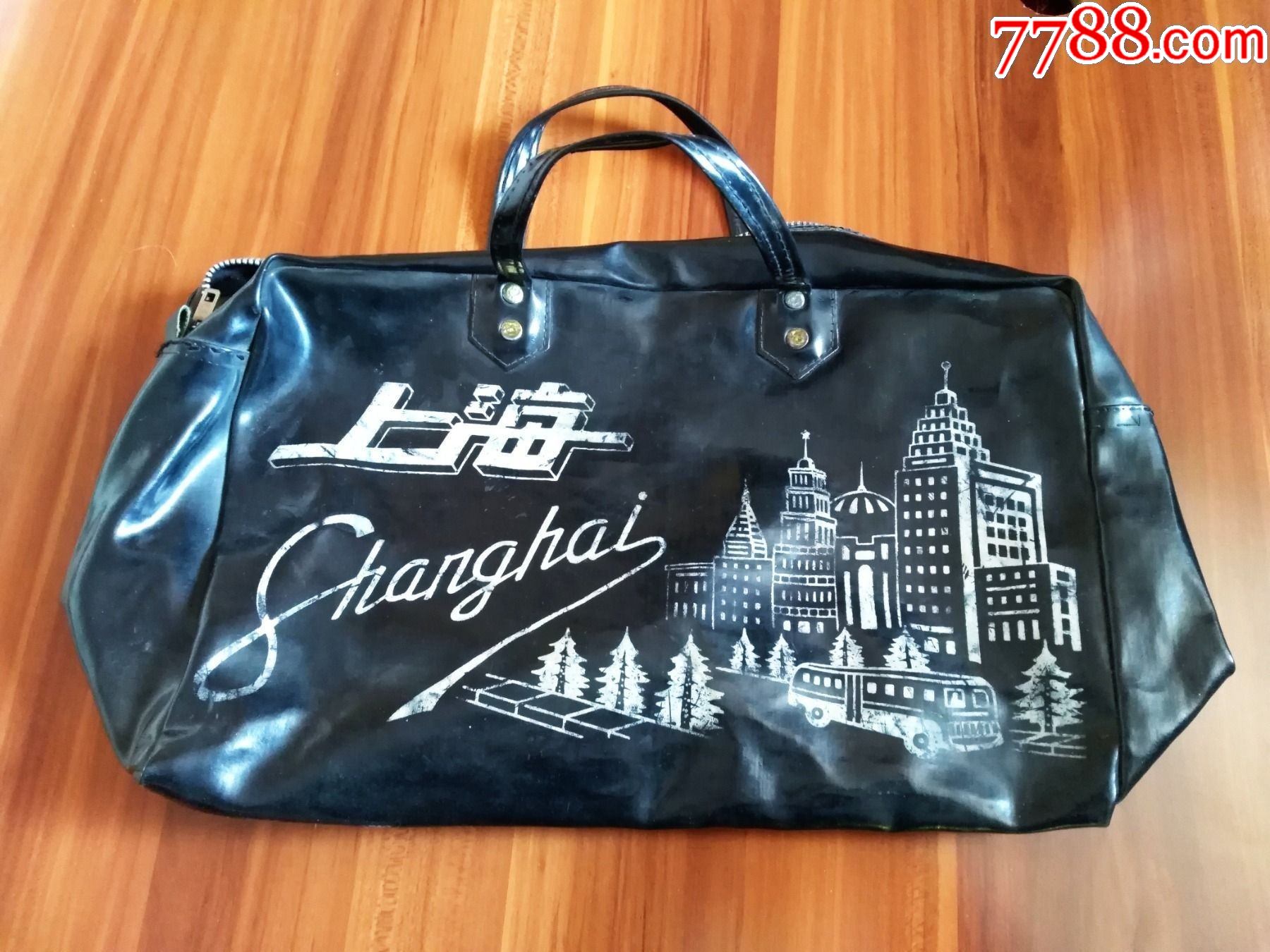 五六十年代商务旅行包上海图案满图稀少除了拉花有损其它都保存不错