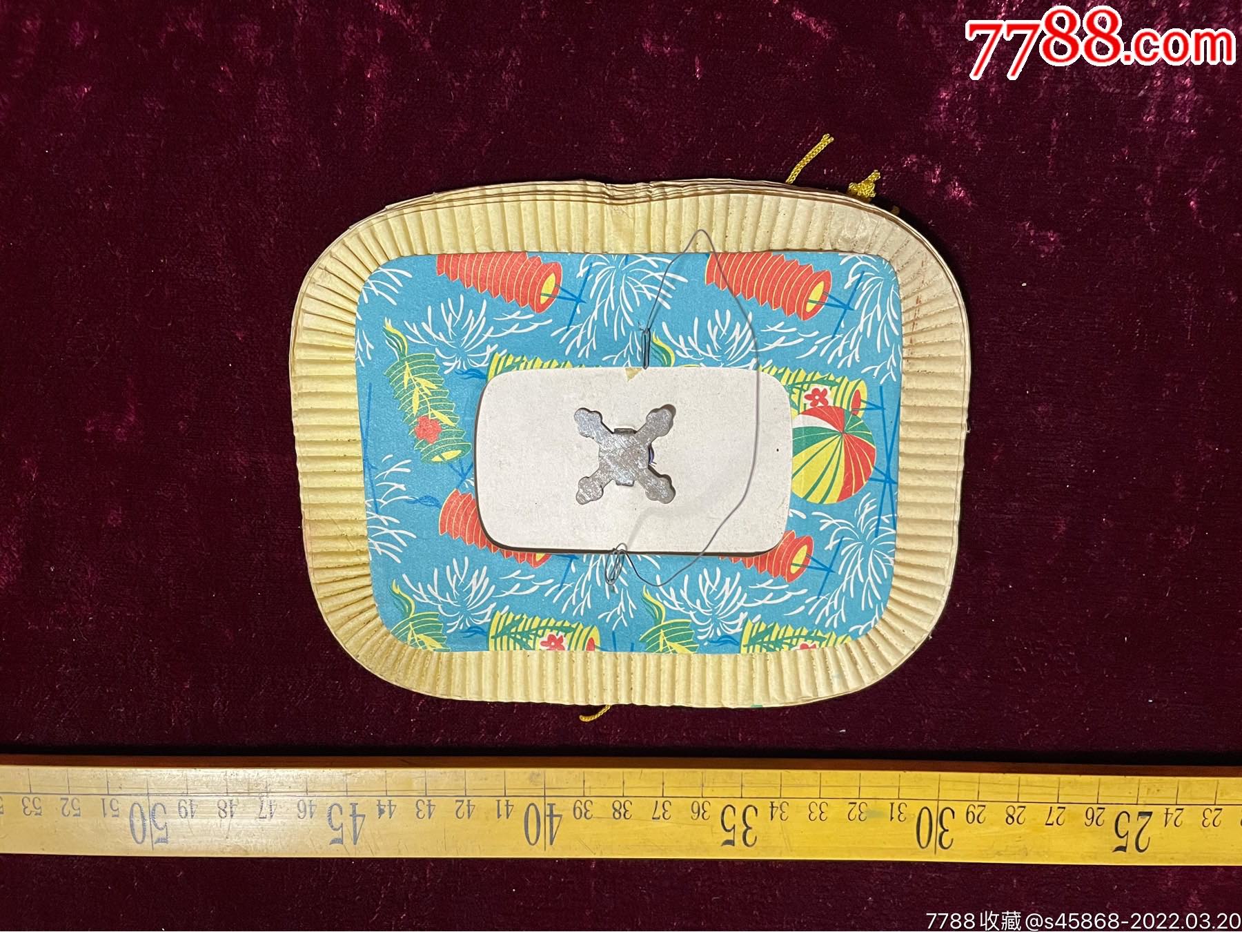 七八十年代老手工纸灯笼淡黄手绘花卉少见