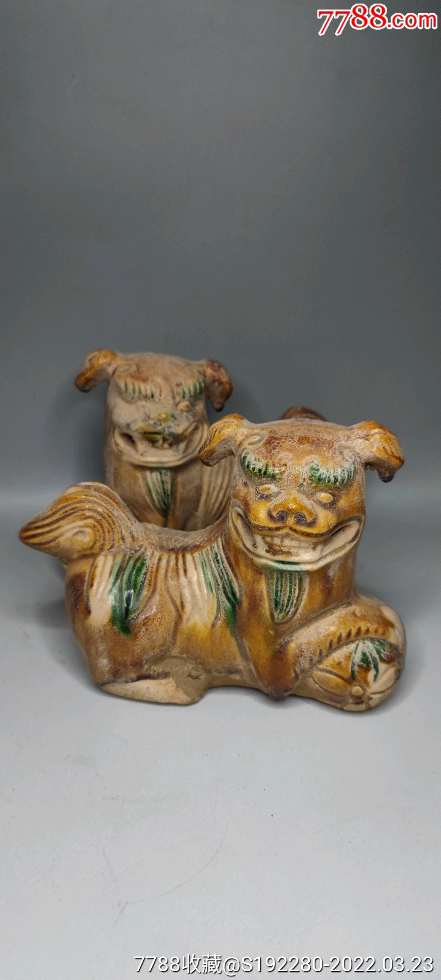 三彩狮子工艺品长165cm宽7cm高115cm