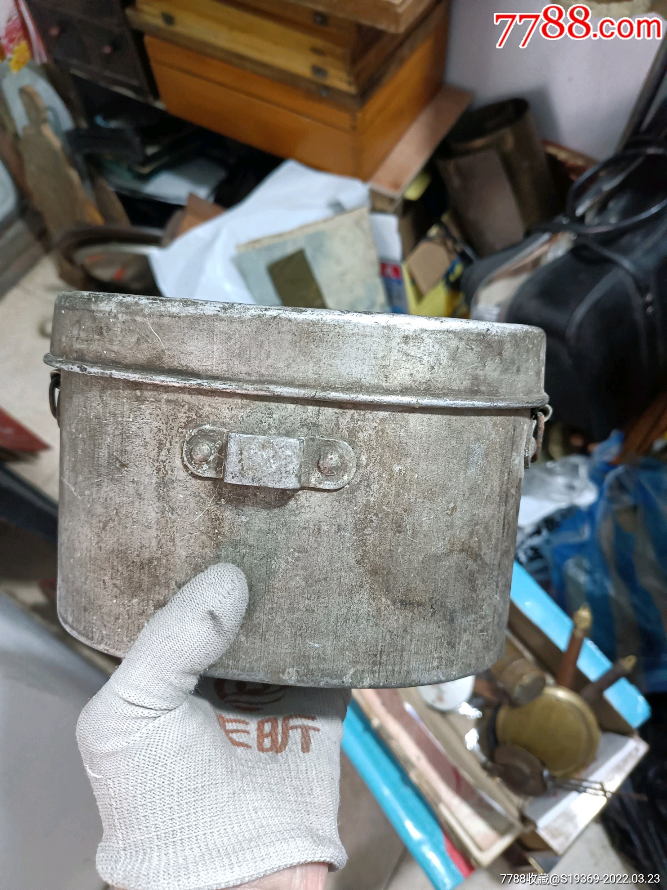 民国抗日战争缴获日本饭盒