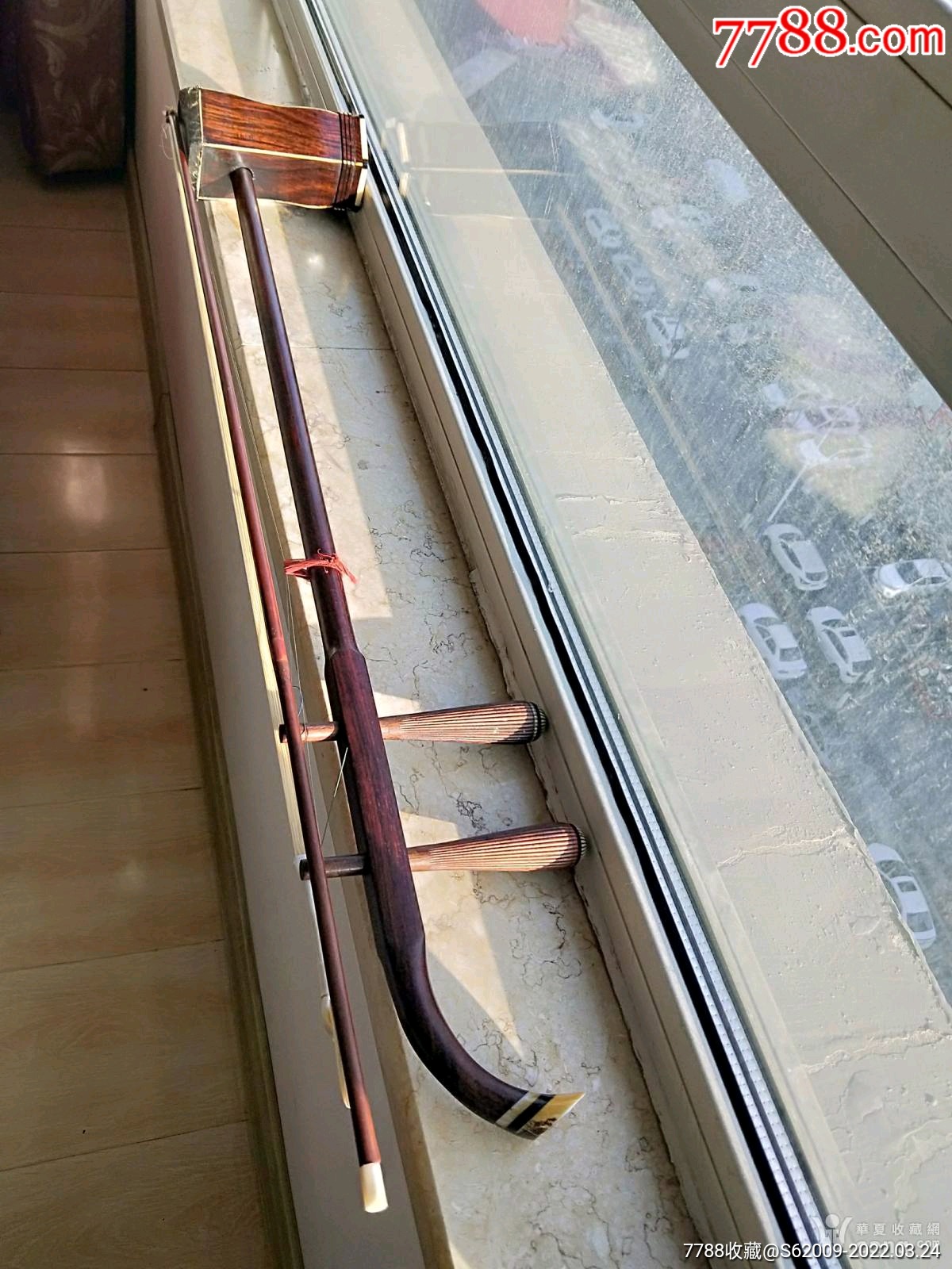 民国至建国初好品海南黄花梨木老二胡带盒