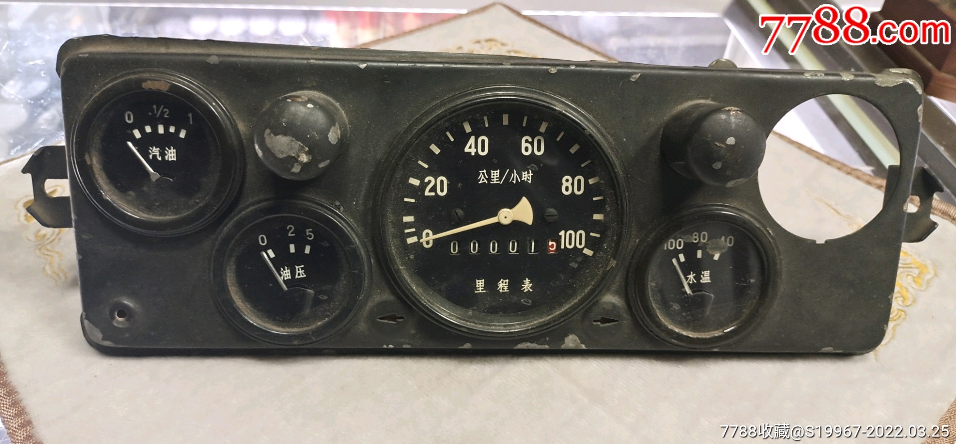 老解放或老北京212仪表盘总成老解放ca10或者是老北京212的仪表盘总成