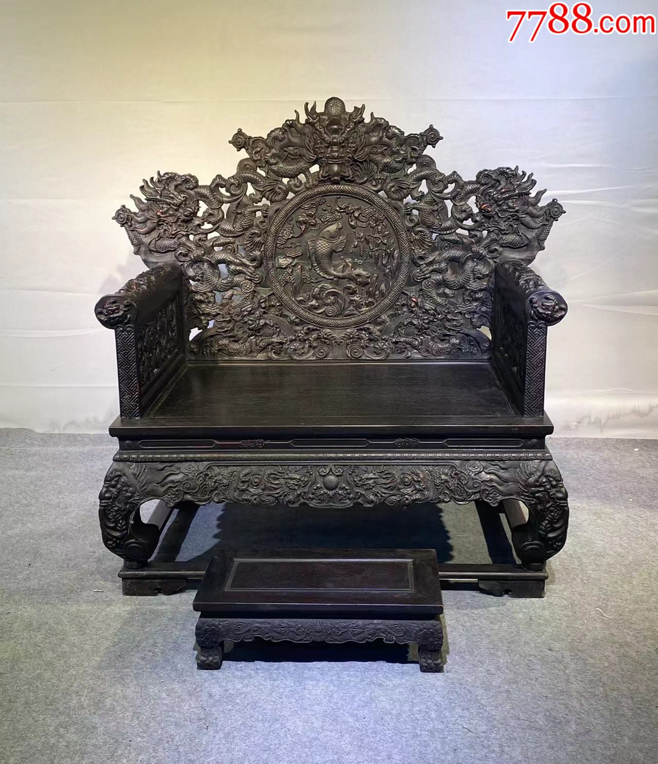 小叶紫檀高浮雕宝座_其他木艺家具_第1张_7788期刊网