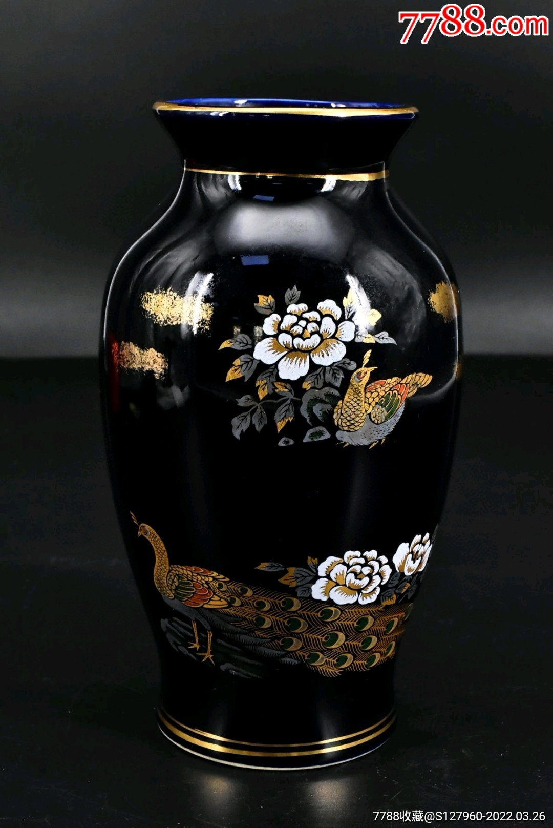 88pa1577日本陶瓷花瓶一件外壁牡丹孔雀图案日本传统工艺陶瓷