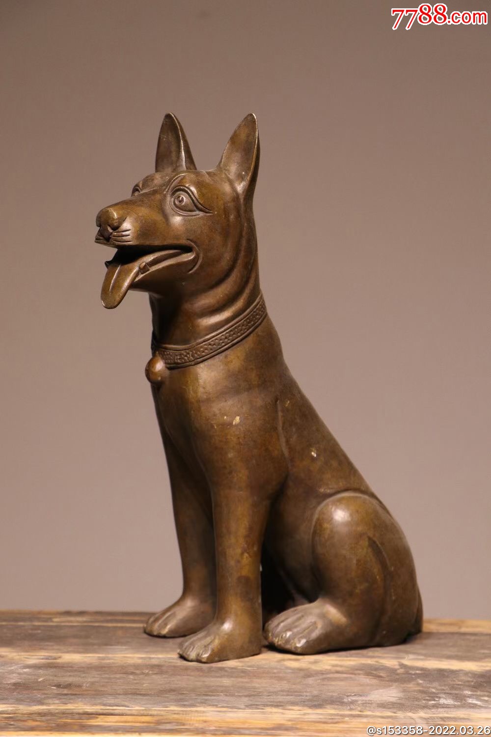 民国后期铜狗摆件