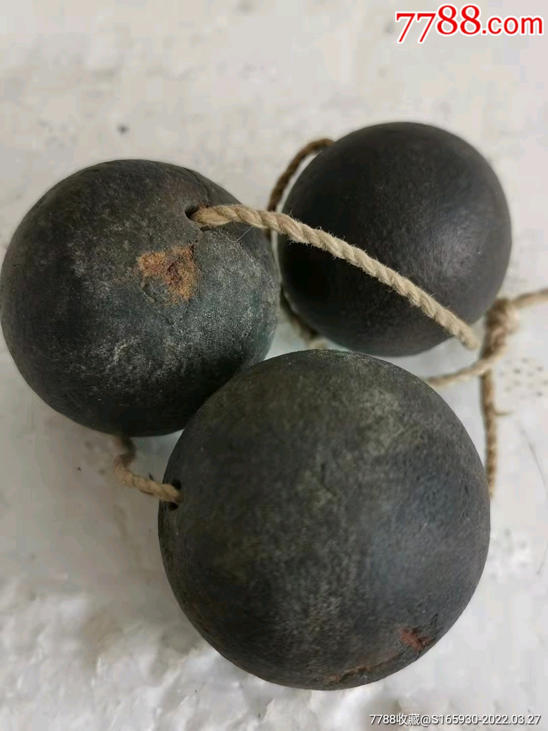 清代大尺寸沉香木合香珠3个手工制作难得少见品相如图