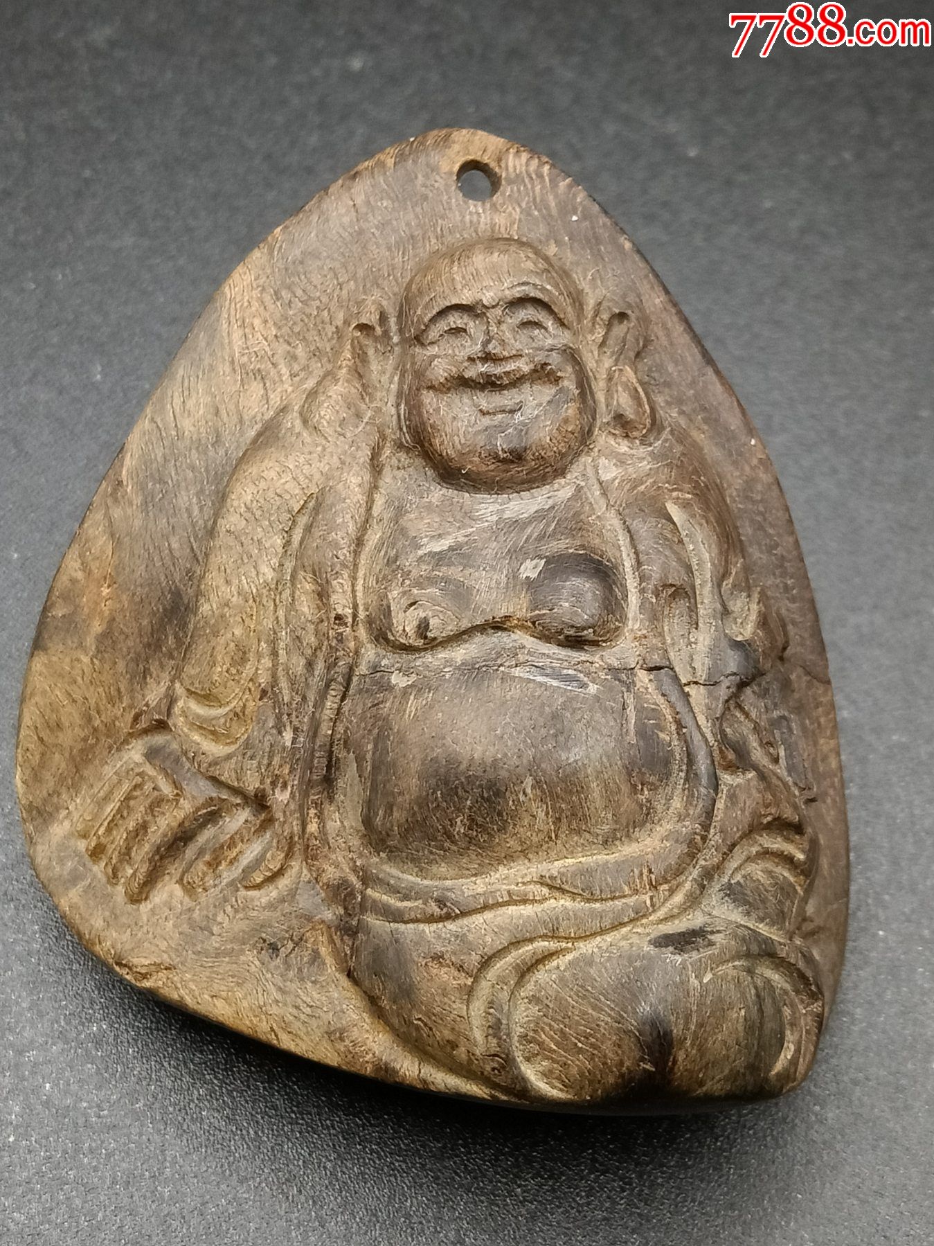 沉香木弥勒佛挂件