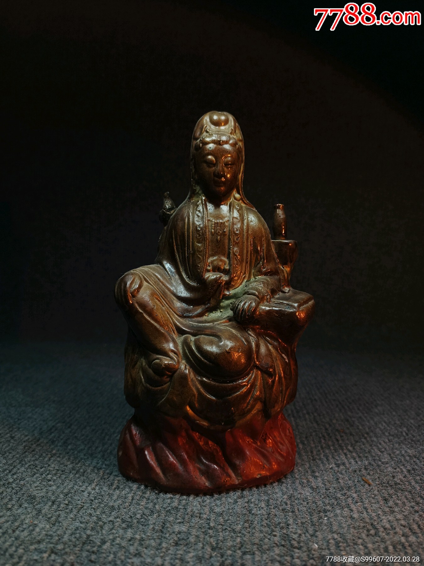 老佛像老泥塑自在观音菩萨