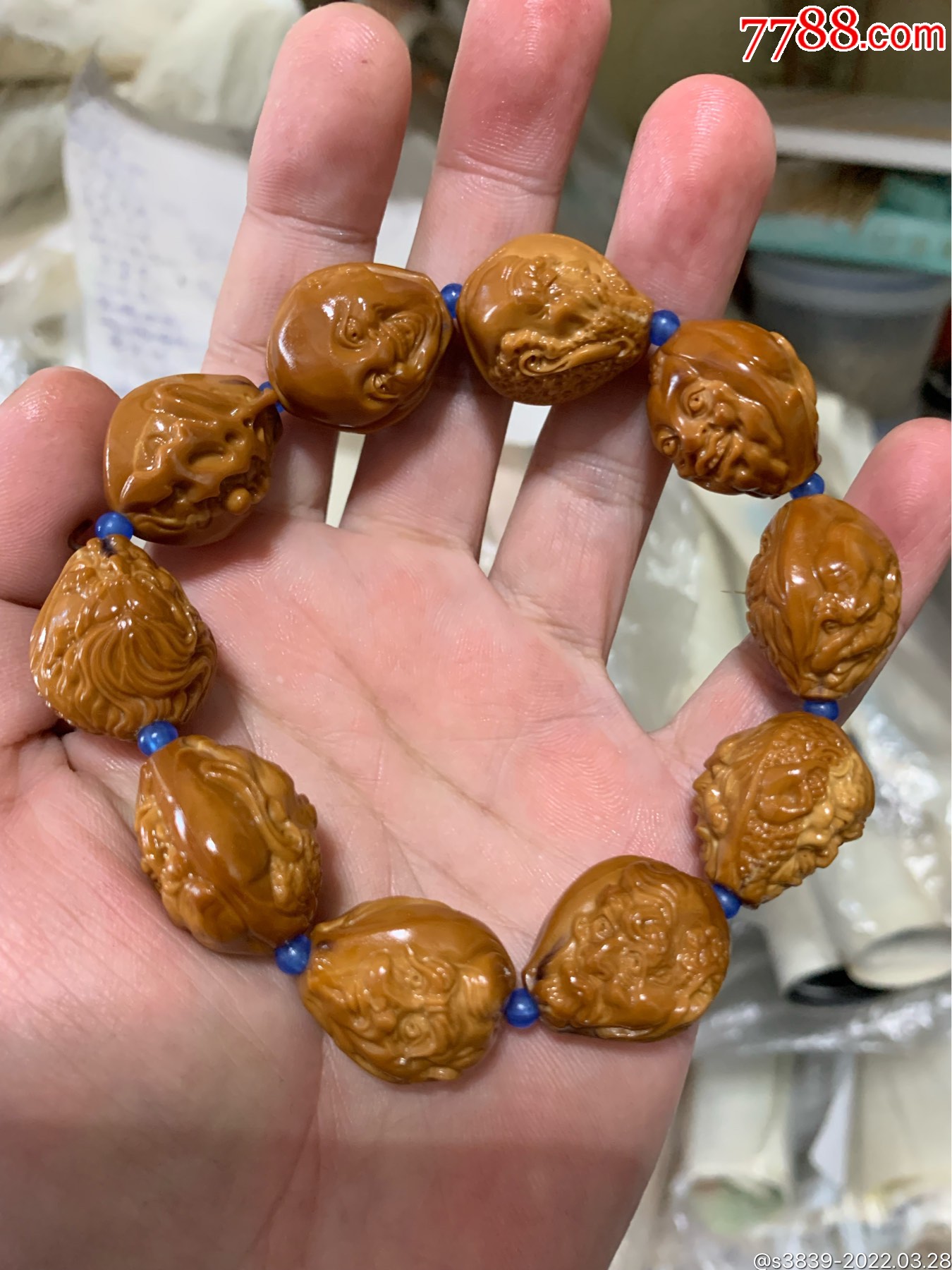 橄榄核雕18罗汉短圆双面浮雕手串