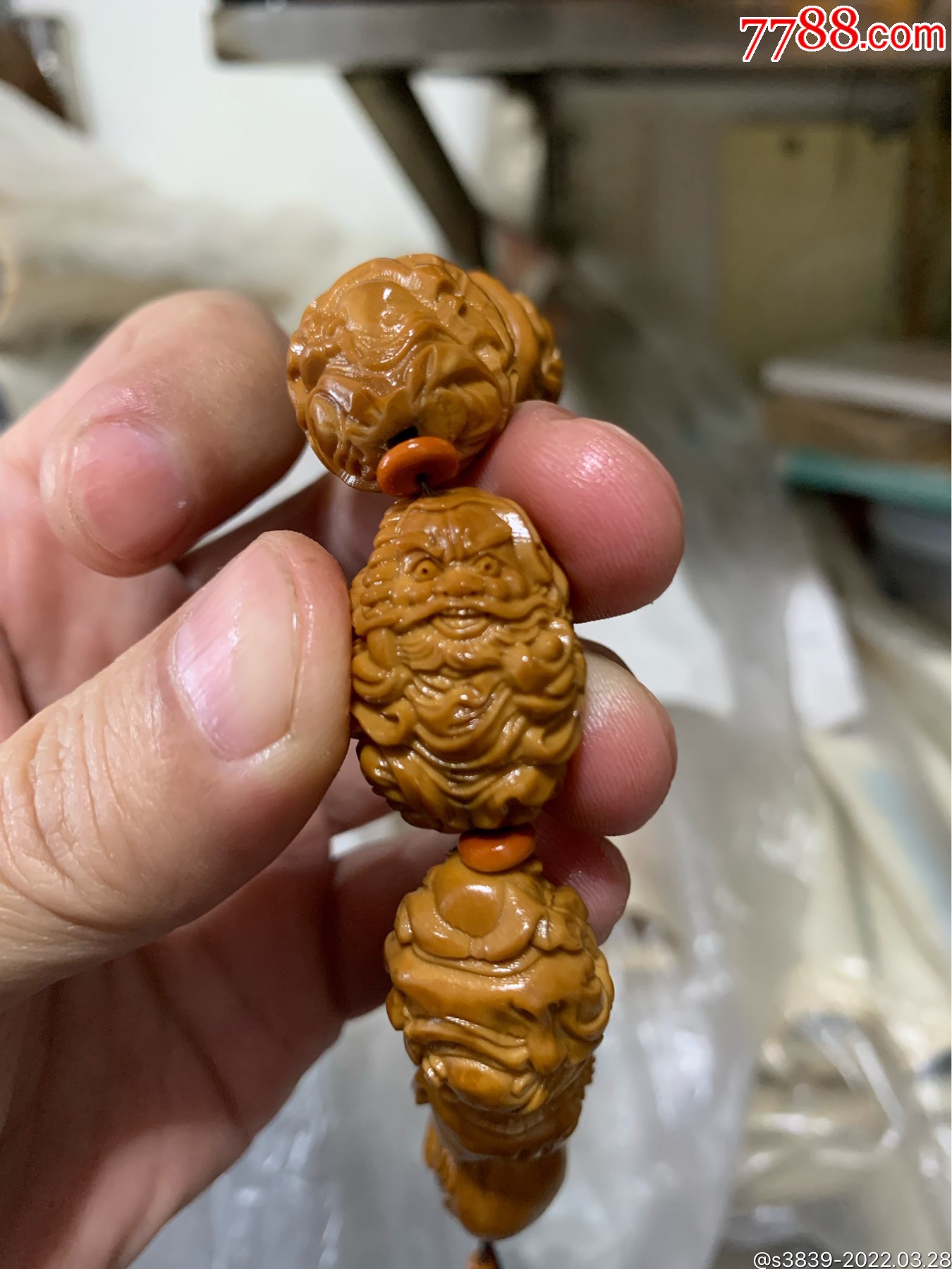橄榄核雕群仙会手串