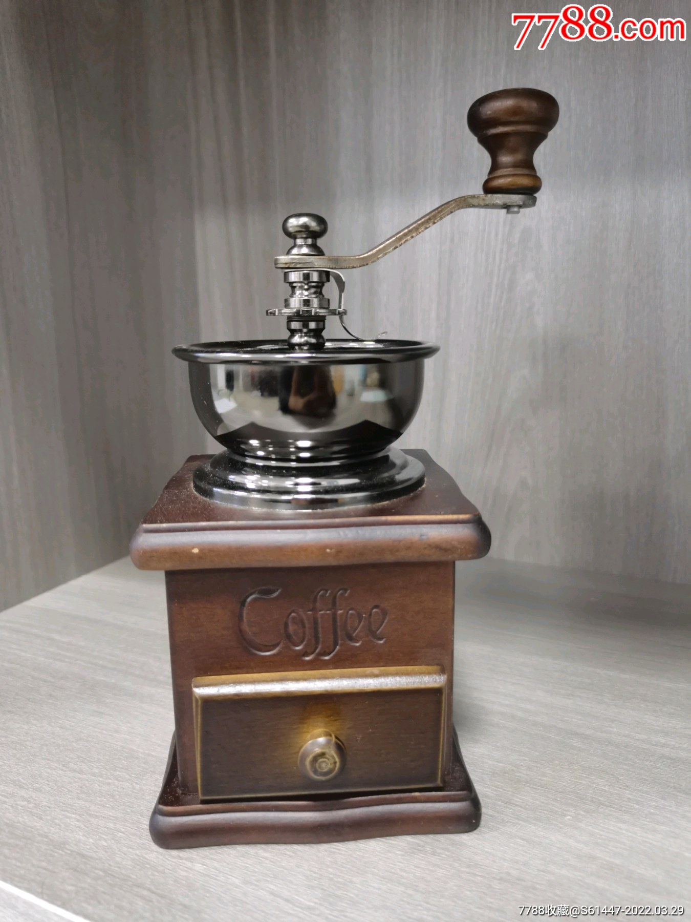 全新原包装台湾产手摇磨咖啡机