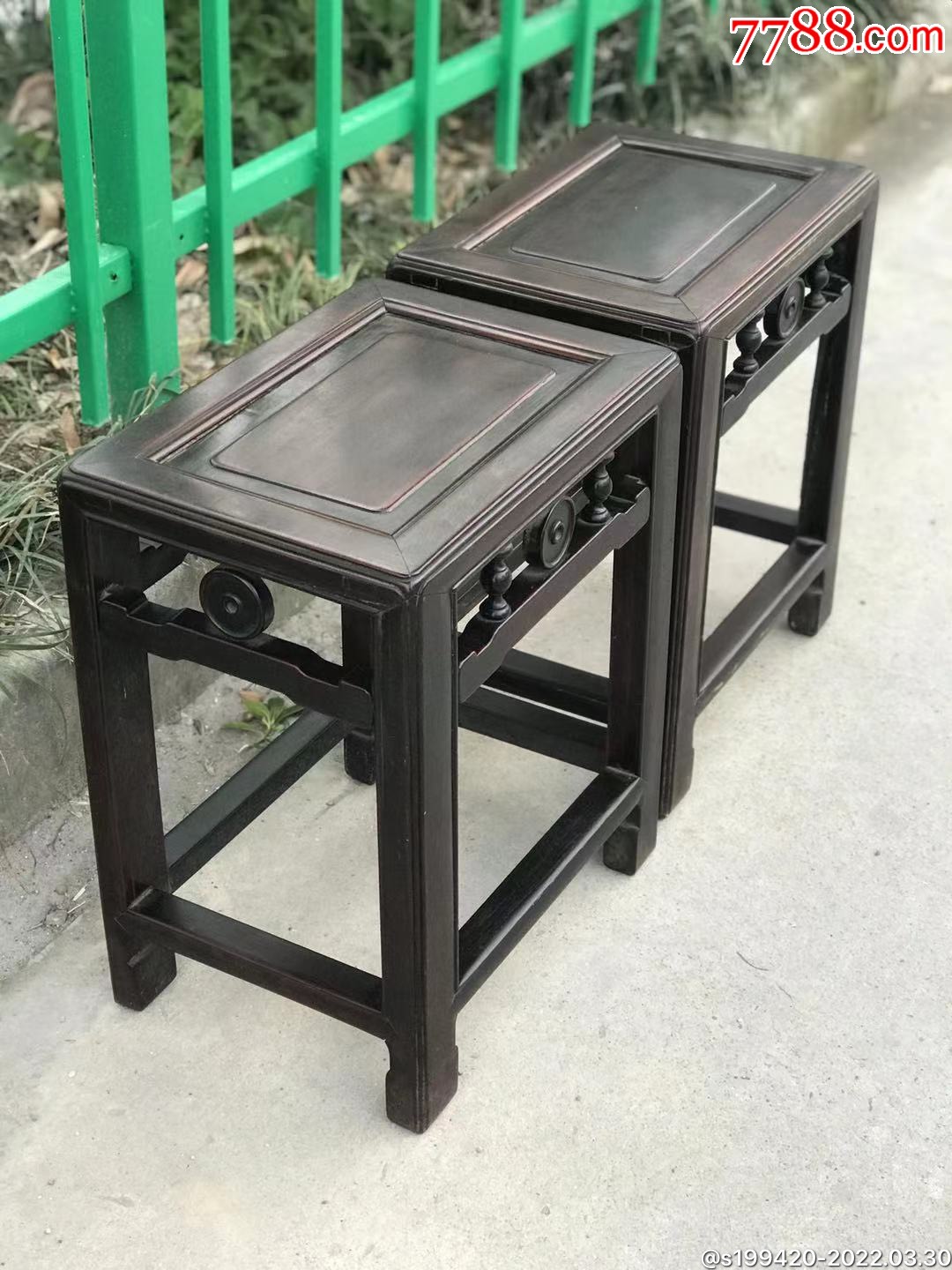 民国大红酸枝方凳一对长40宽30高49