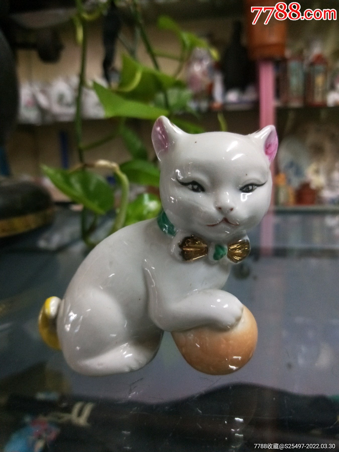 招财猫瓷器摆件