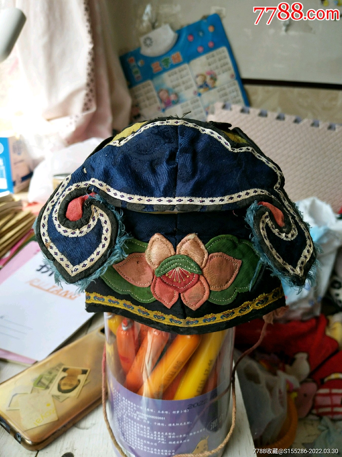 清代绣花帽品相如图新鲜干净