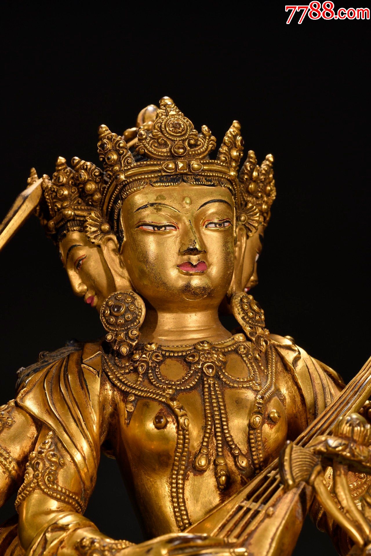 清代乾隆铜鎏金三面四臂妙音天女造像-价格:68000元