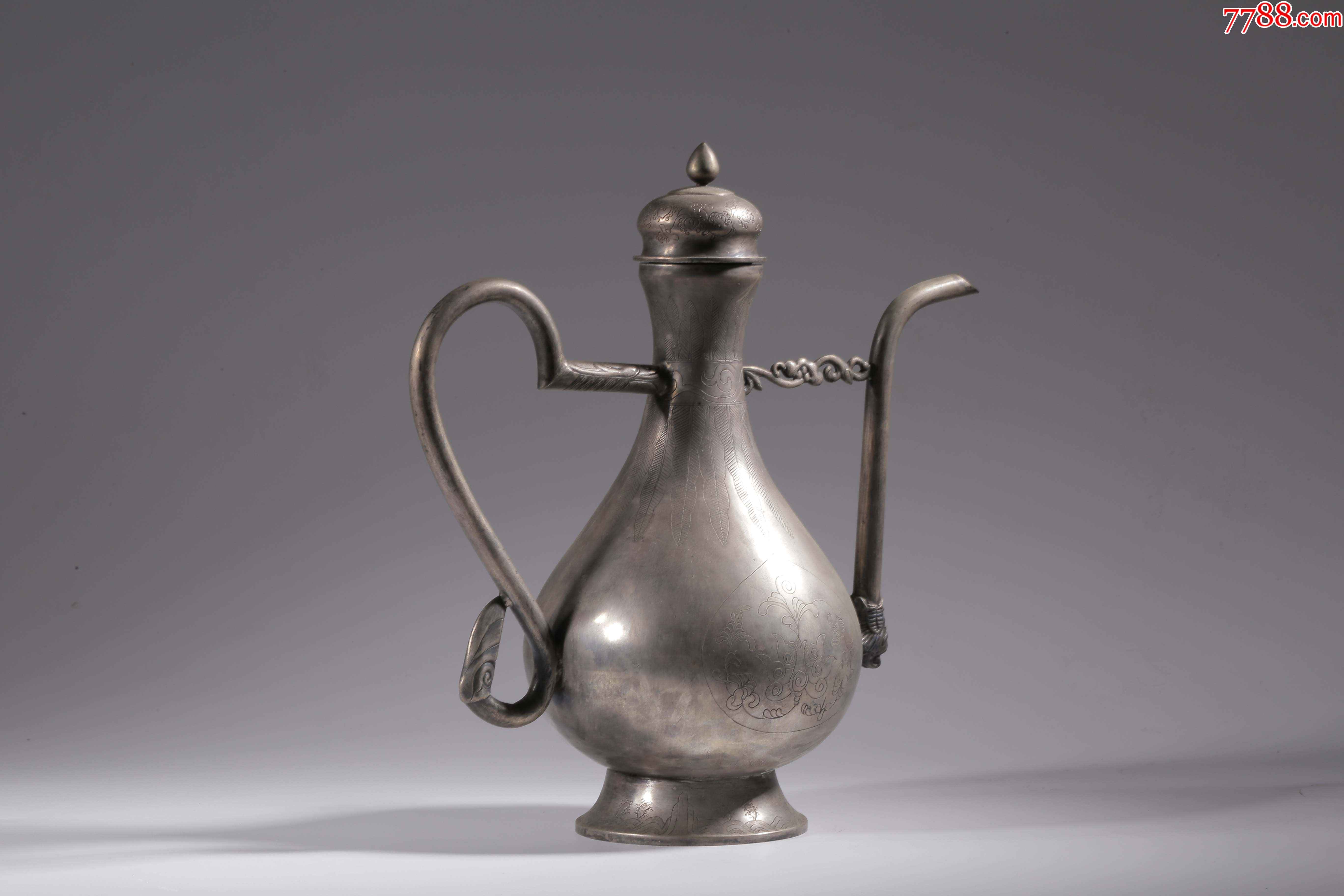 银制刻花卉纹酒壶