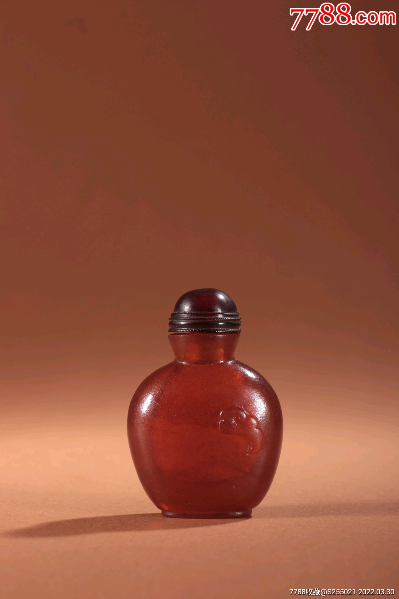老琥珀素面鼻烟壶a21s25f