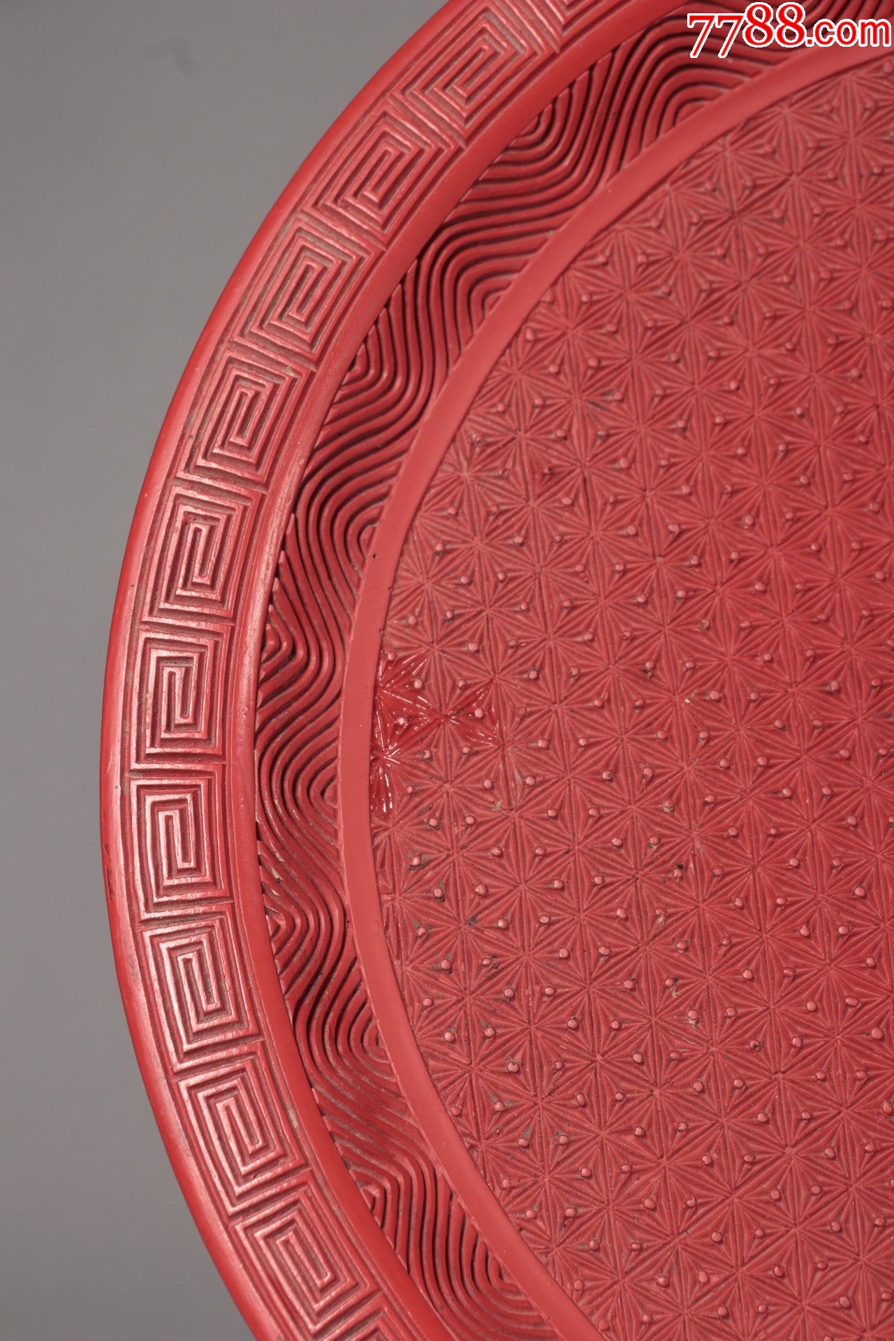 剔红漆器回纹赏盘