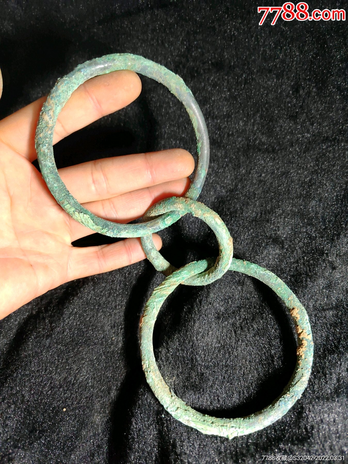 大型战汉青铜三连环