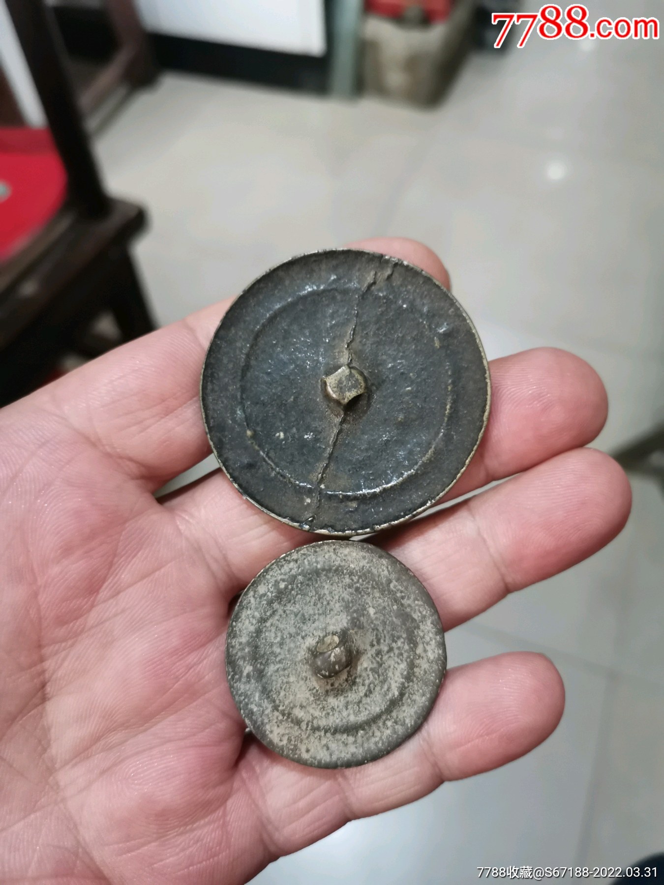 清代小铜镜二个