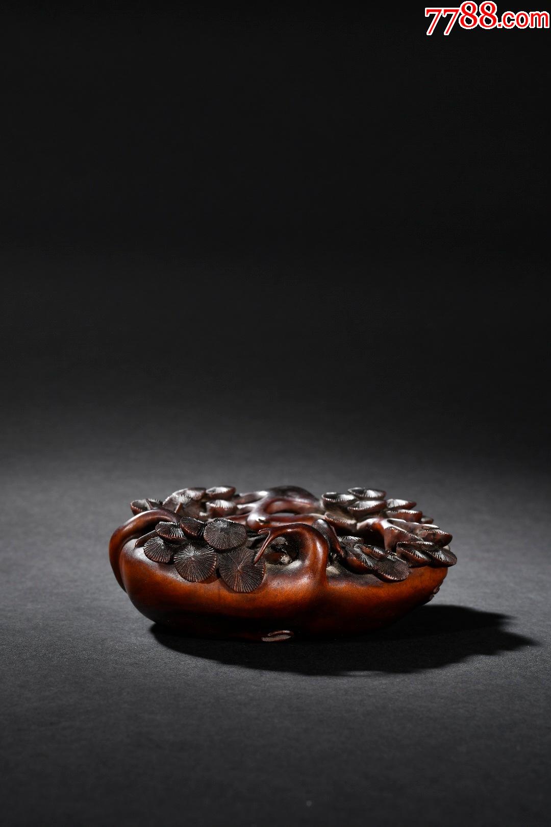 旧藏黄杨木松花纹文房笔洗