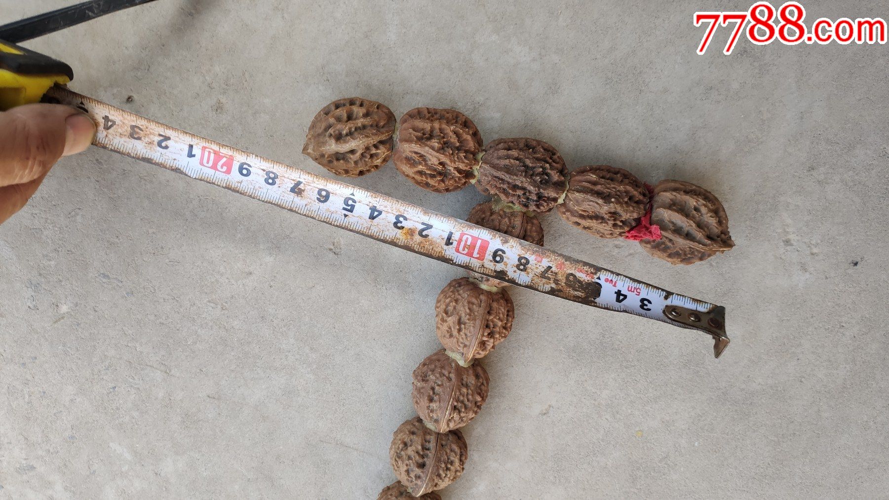 温婉核桃核雕稀有少见的核雕组合拐杖一个长92厘米