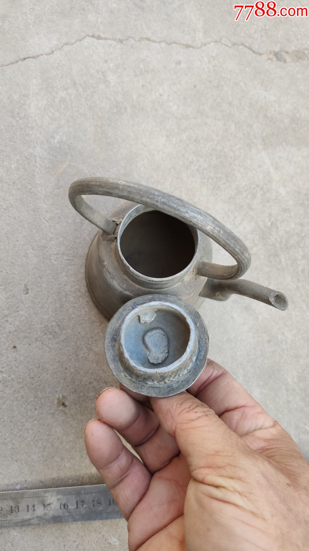 锡壶锡器收藏;早期古旧老的锡酒壶一个_价格200元【同行交流】_第1张