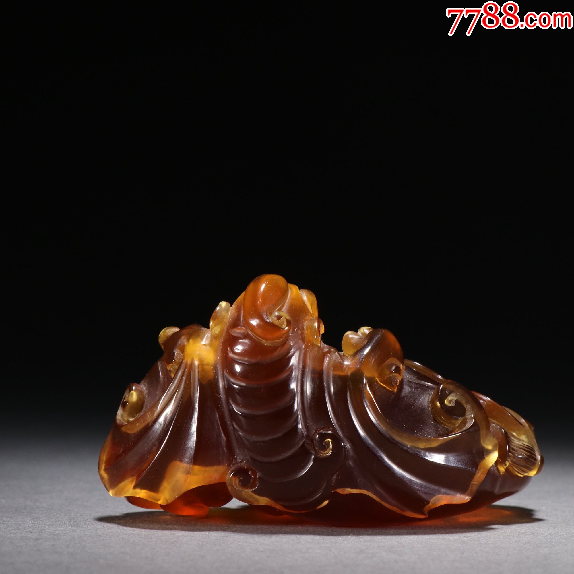 旧藏琥珀福在眼前摆件_琥珀_第5张_7788琉璃收藏