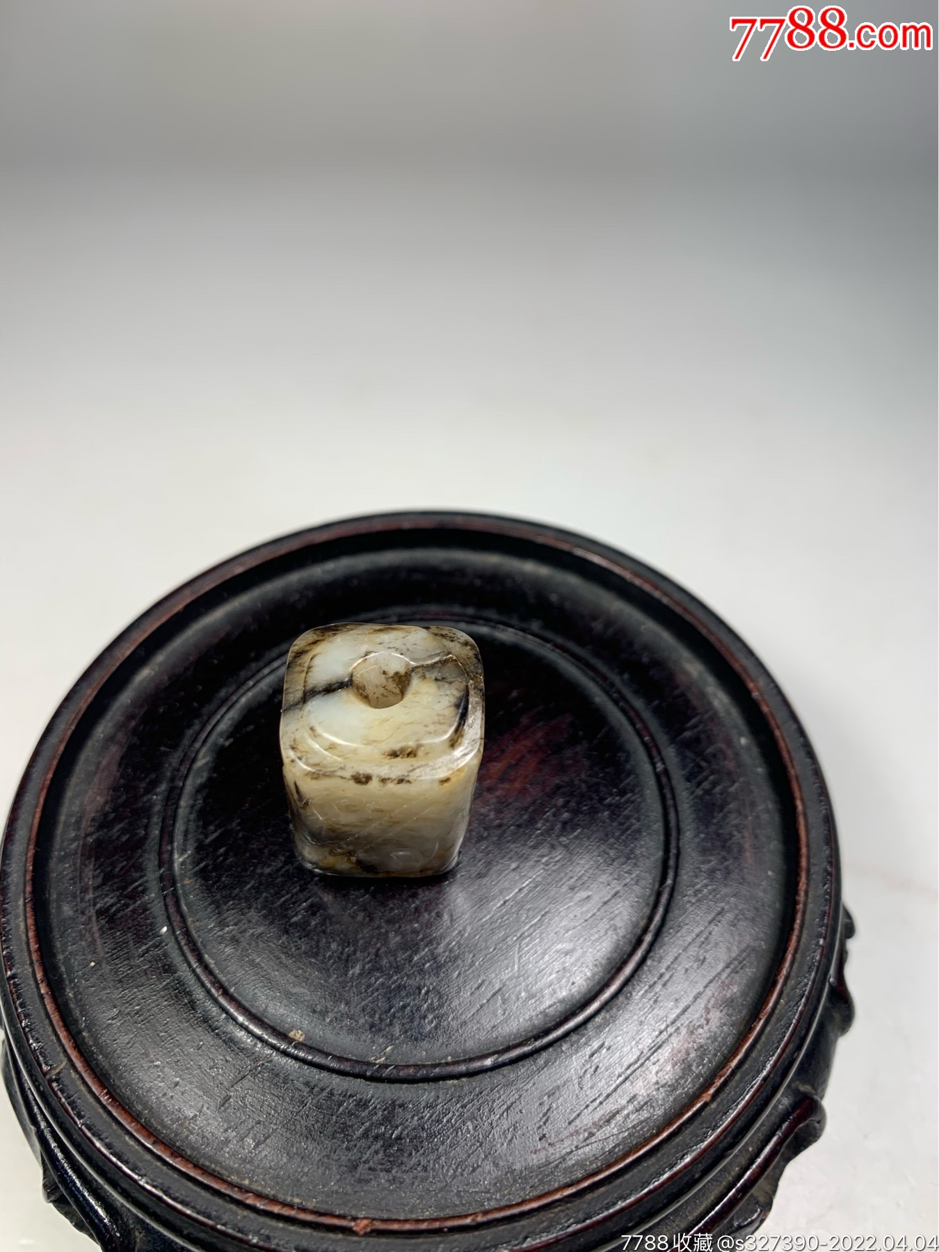 老玉高古玉和田玉勒子