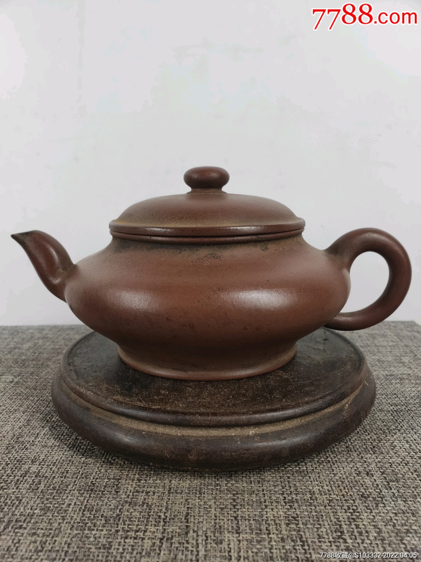 民间收到民藏清代邵春元制底款老紫砂壶一把保存完整十分难得收藏佳品