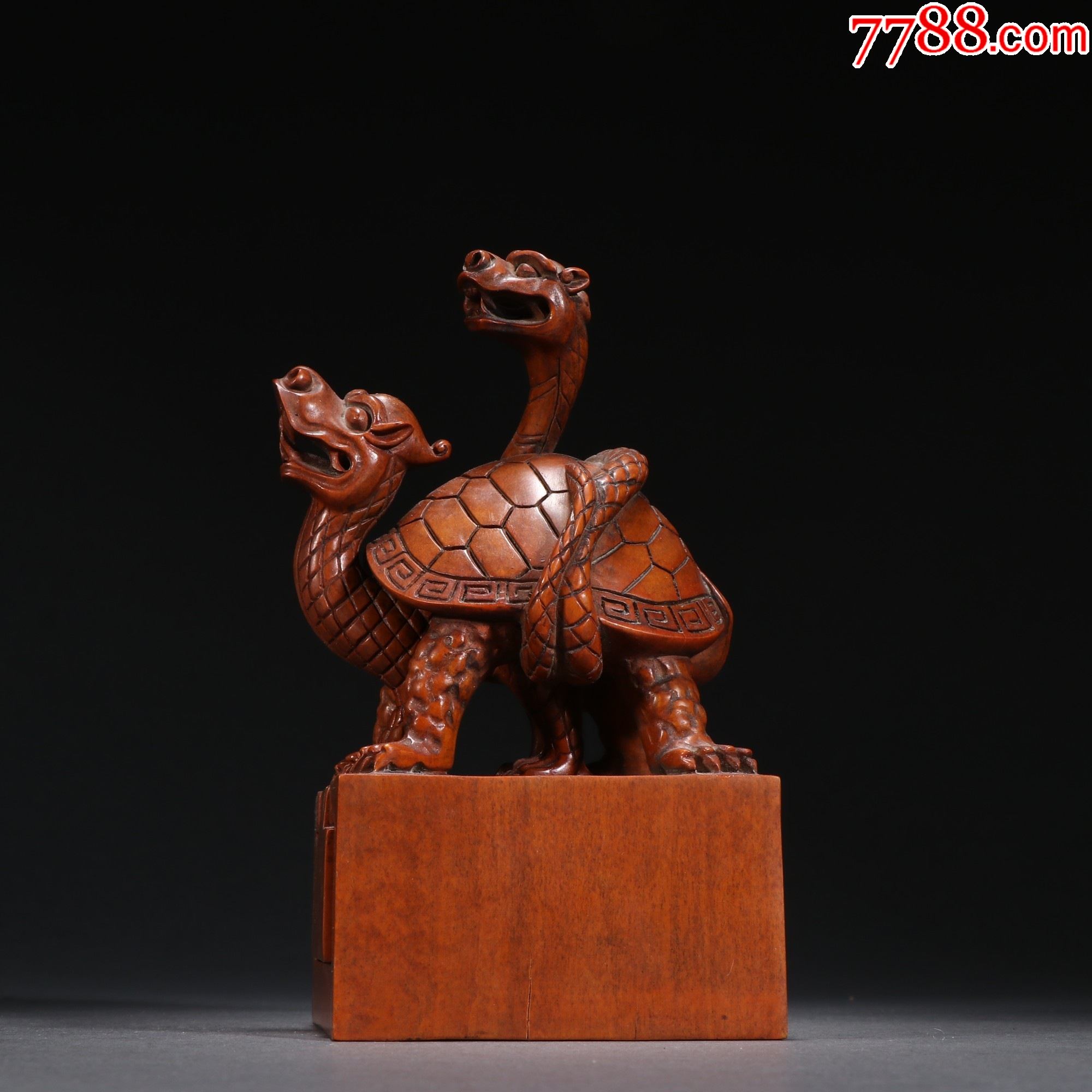 黄杨木玄武钮套印