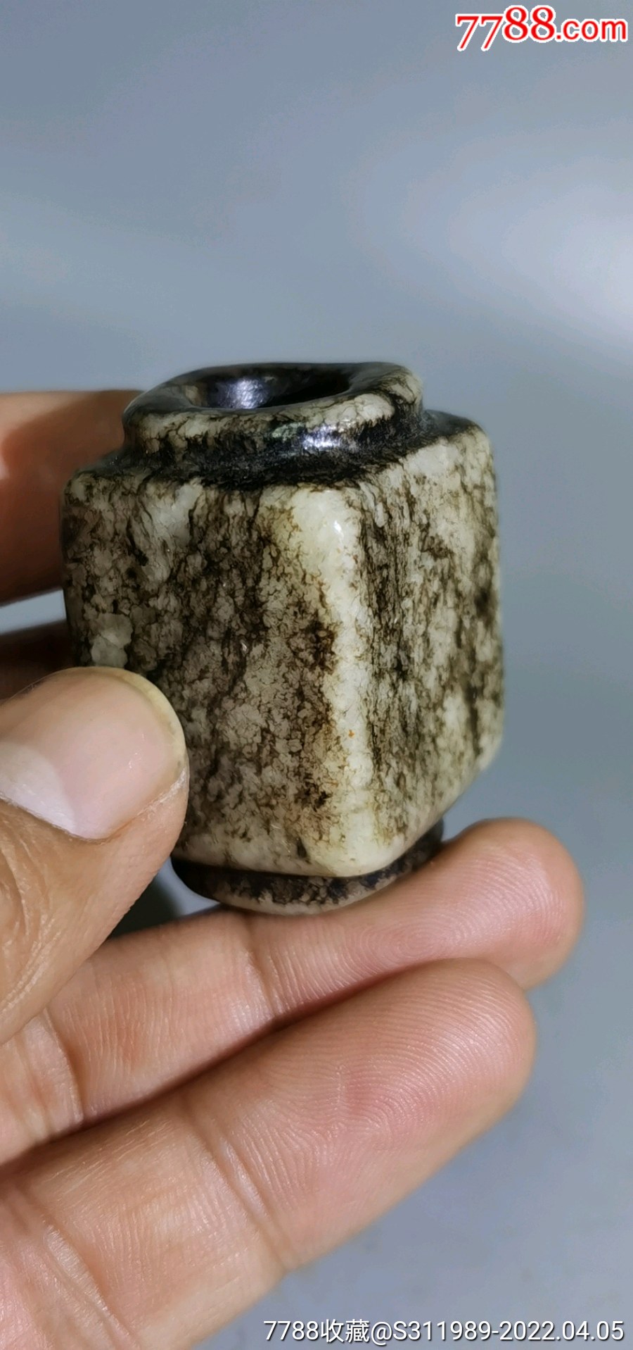 内蒙收的河磨玉玉宗风化明显包浆沁入骨红山文化