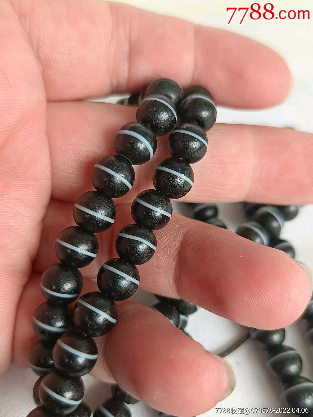 早年收藏的一线药师老玛瑙珠子