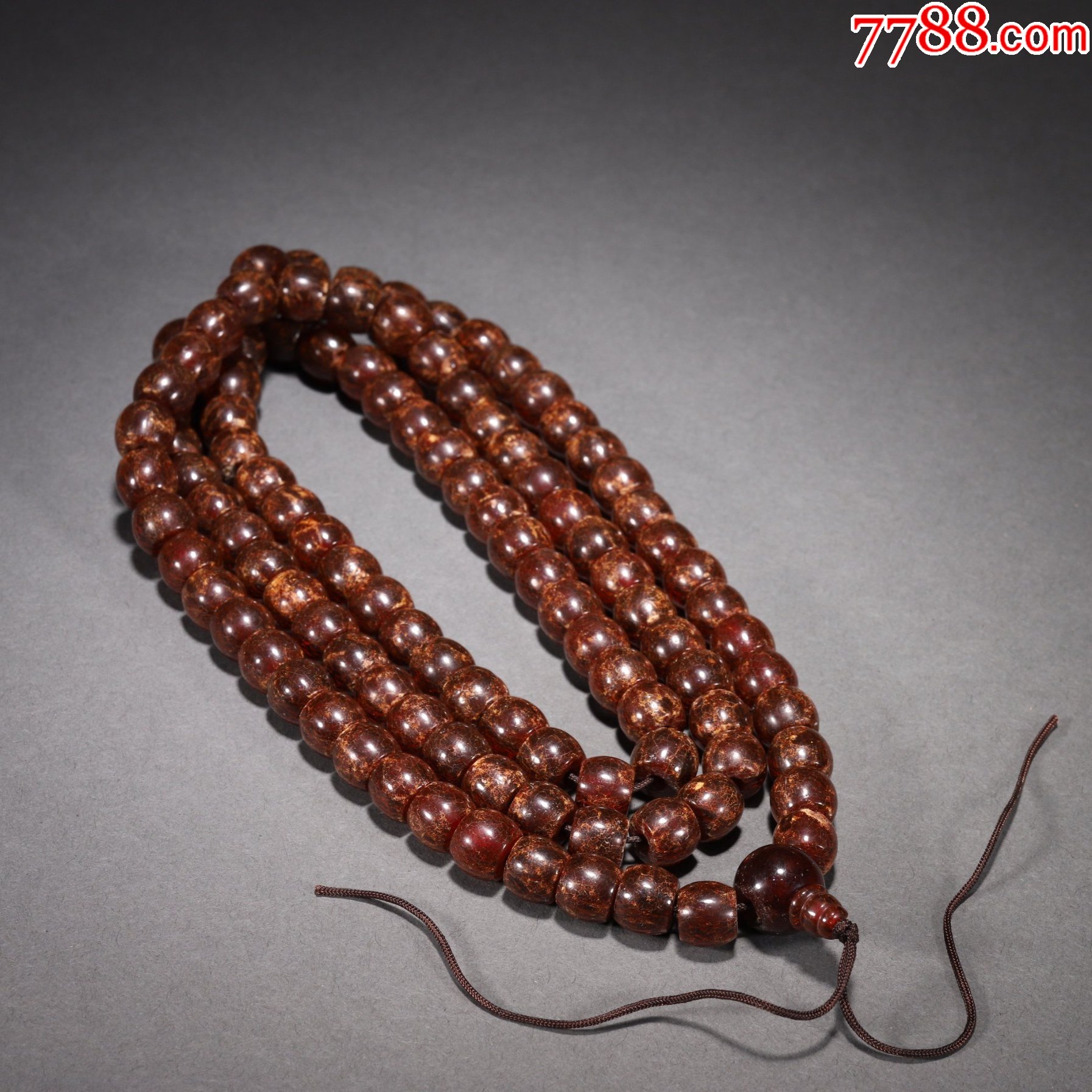 旧藏老蜜蜡挂珠