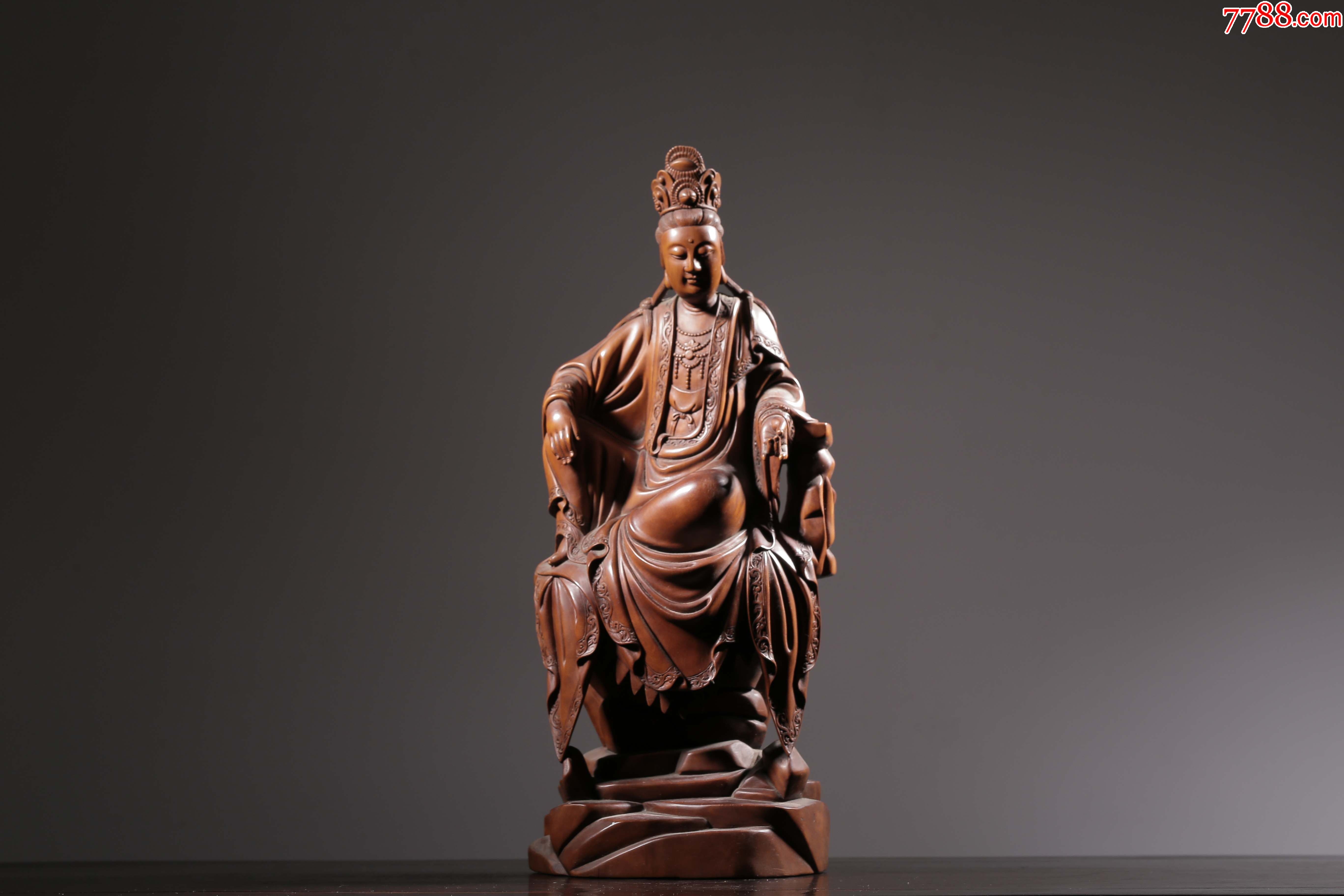 黄杨木自在观音摆件