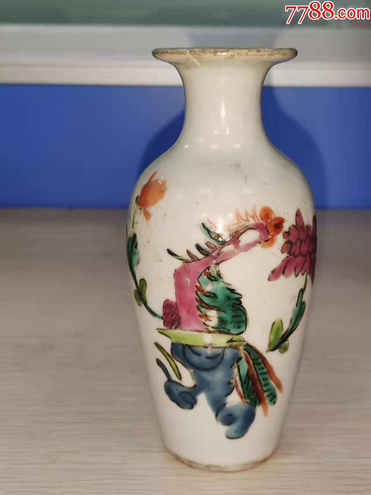 清代五彩观音瓶大开门的真品五彩比粉彩少收藏价值高