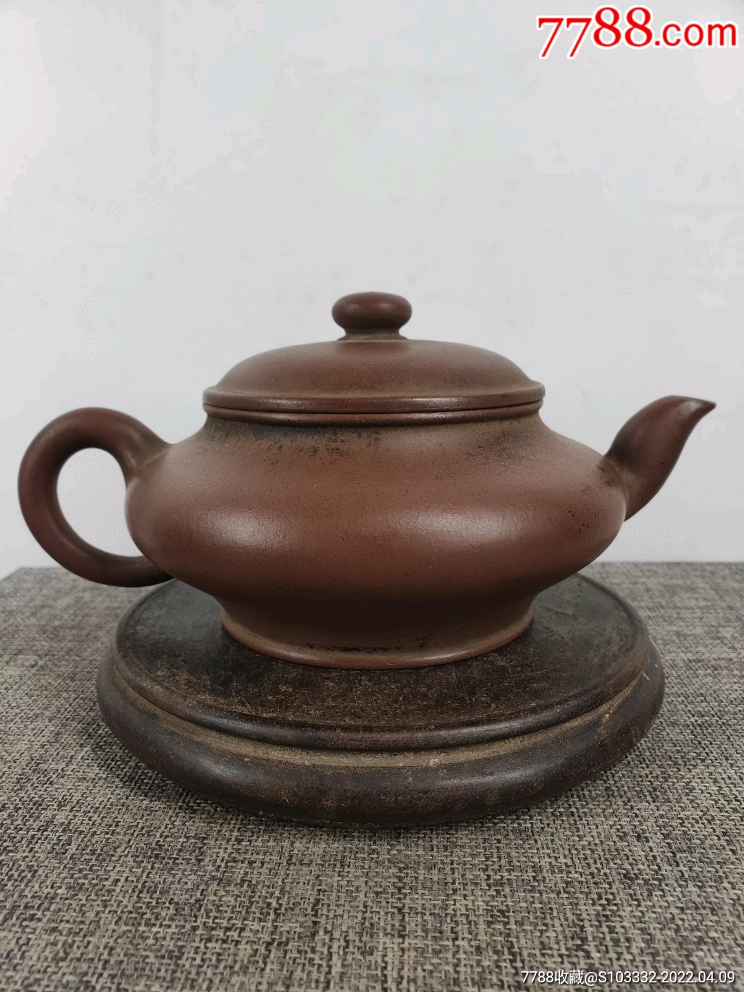 民间收到民藏清代邵春元制底款老紫砂壶一把保存完整十分难得收藏佳品