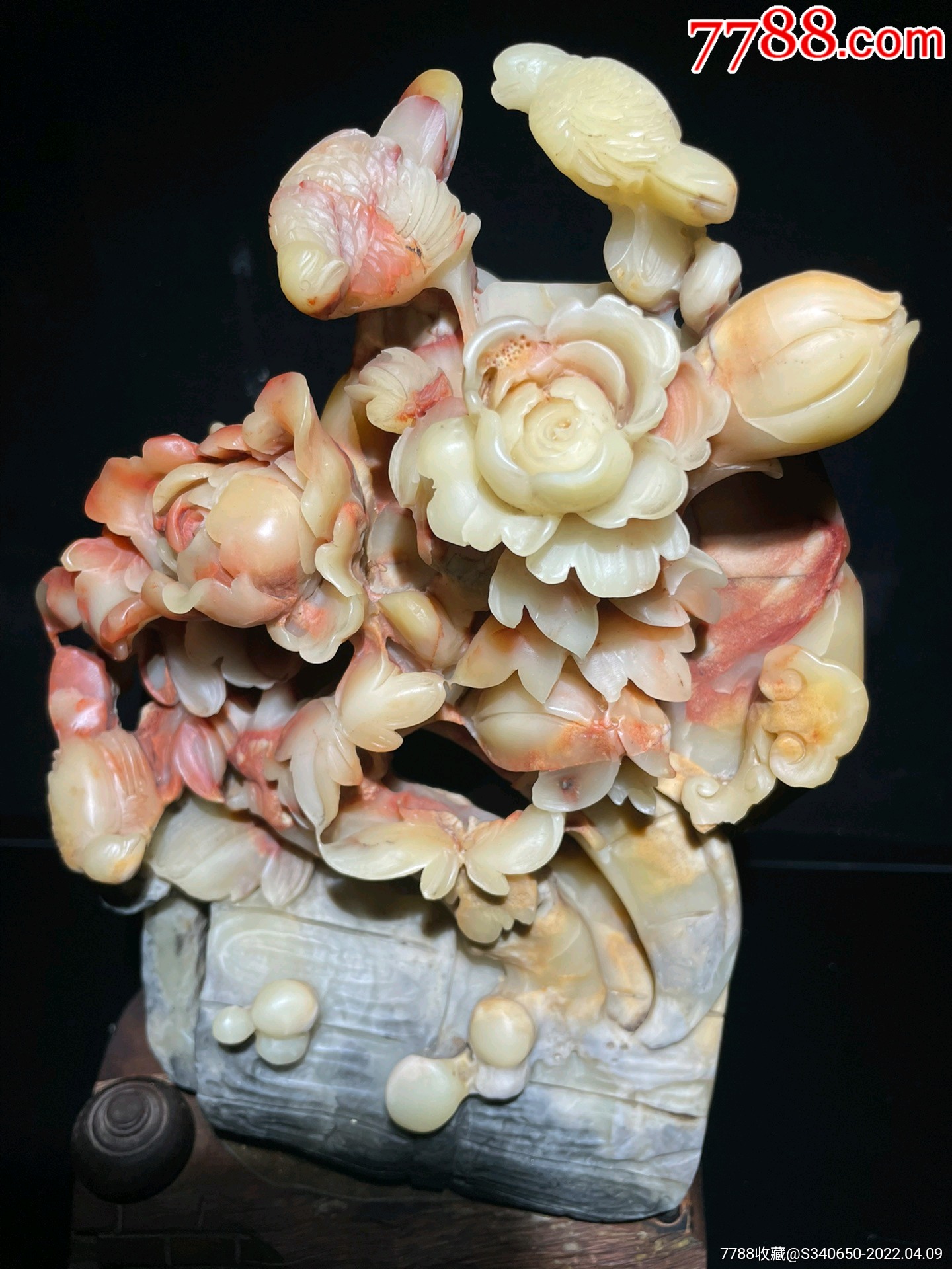 芙蓉石花开富贵摆件,雕工精湛,石质细腻,纯手工雕刻,成色如图_寿山石