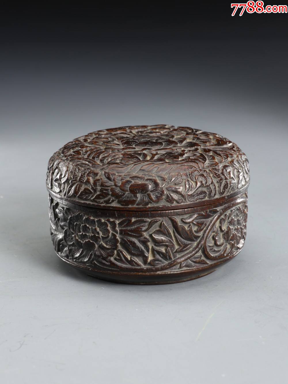 沉香木描金刻花纹印泥盒