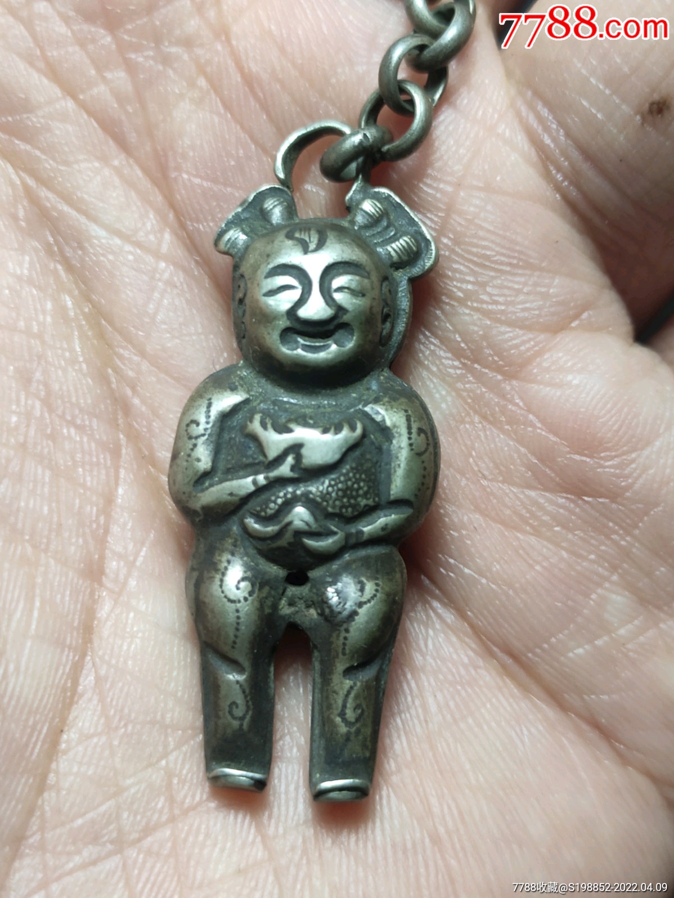 备注:清代招财小童子,开脸好,惟妙惟肖,背背葫芦,手捧元宝,含银量高