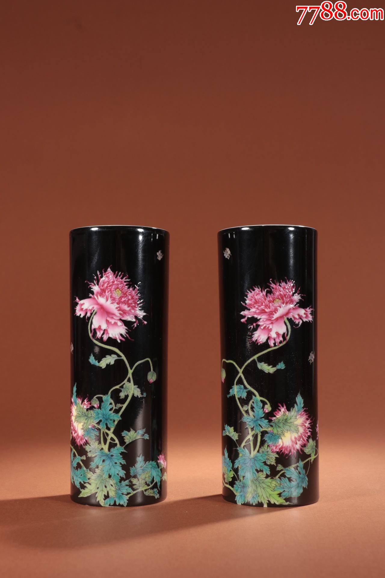 黑釉珐琅彩花开富贵香筒一对